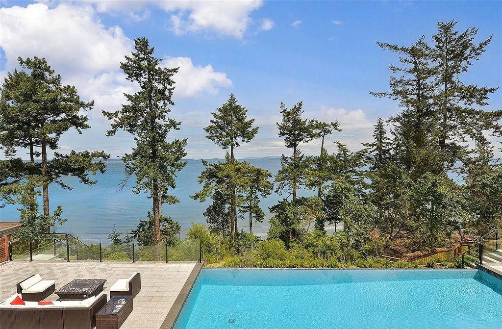 The Estate in Saanich offers the amazing view of the ocean and mountain ranges, now available for sale. This home located at 4823 Major Rd, Saanich, BC V8Y 2L8, Canada