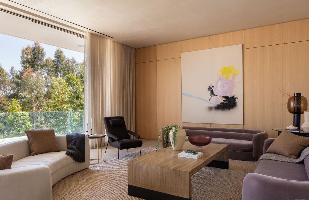 The Los Angeles Mansion is an architectural triumph that redefines luxury living in the world's most prestigious location with the best views in LA now available for sale. This home located at 10721 Stradella Ct, Los Angeles, California