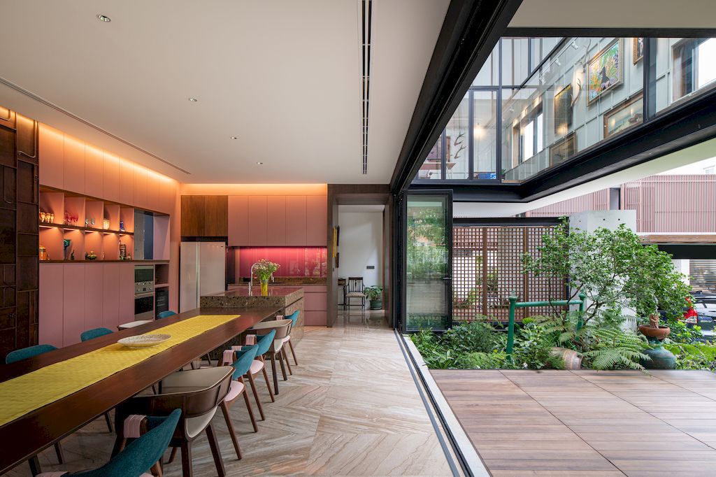 427 House Unique and Impressive Design by Maincourse Architect 17