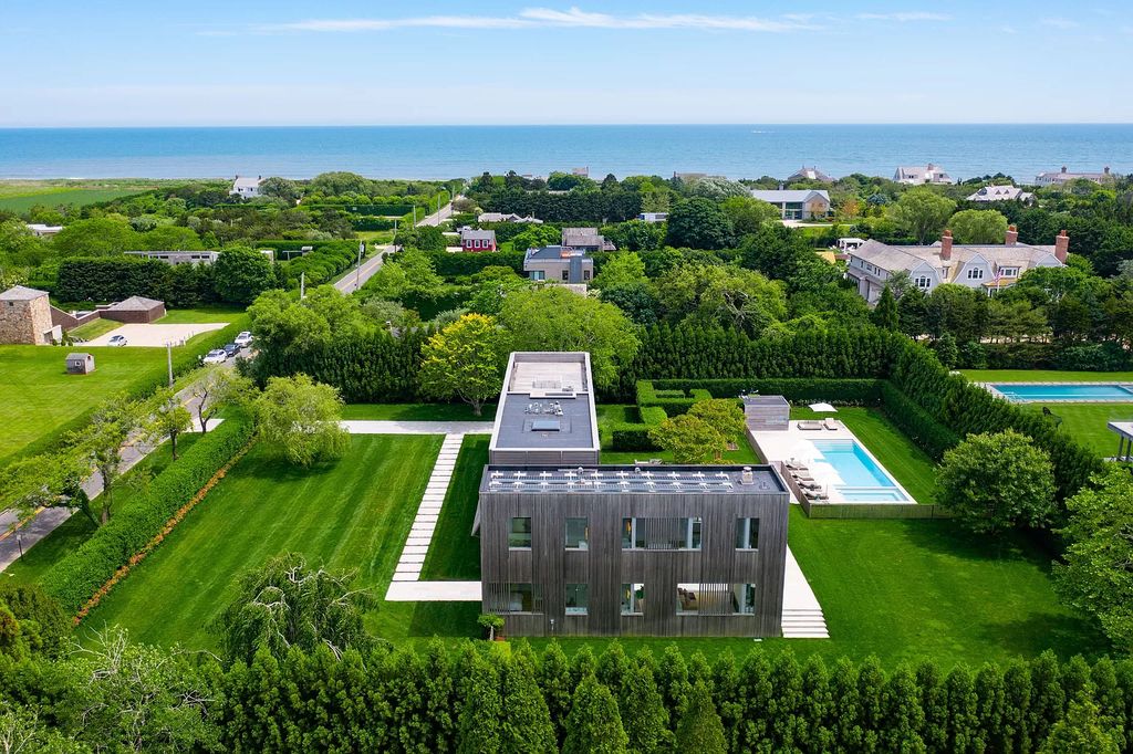 The Home in Sag Harbor, the best modern beach house thoughtfully designed by master architect Steven Harris and constructed by the highest standards is now available for sale. This home located at 206 Town Line Rd, Sag Harbor, New York