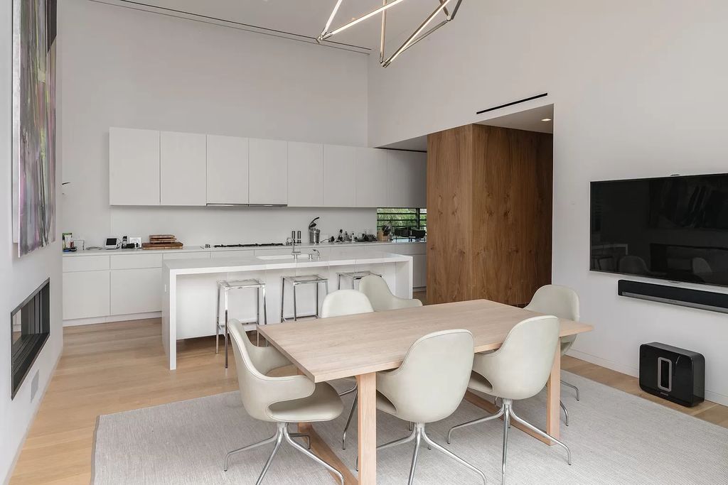 The Home in Sag Harbor, the best modern beach house thoughtfully designed by master architect Steven Harris and constructed by the highest standards is now available for sale. This home located at 206 Town Line Rd, Sag Harbor, New York