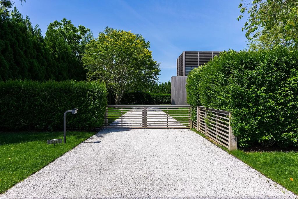 The Home in Sag Harbor, the best modern beach house thoughtfully designed by master architect Steven Harris and constructed by the highest standards is now available for sale. This home located at 206 Town Line Rd, Sag Harbor, New York