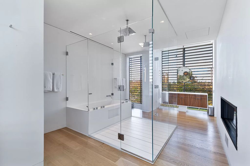 The Home in Sag Harbor, the best modern beach house thoughtfully designed by master architect Steven Harris and constructed by the highest standards is now available for sale. This home located at 206 Town Line Rd, Sag Harbor, New York