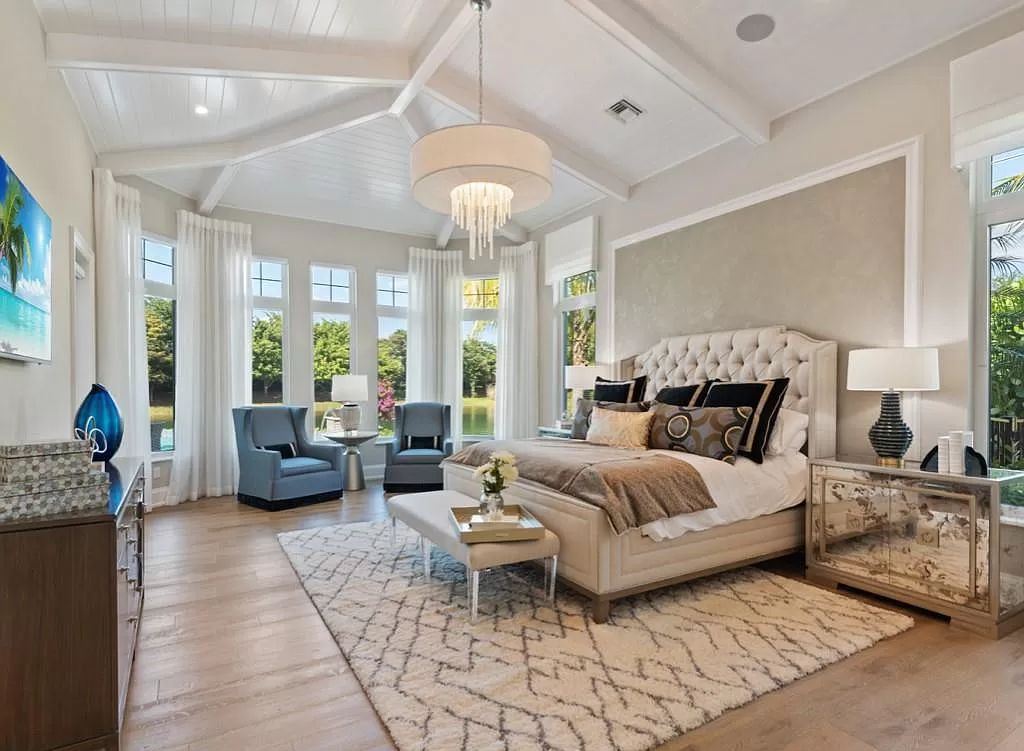 The Home in Miromar Lakes, a magnificent estate on a private waterfront peninsula showcases exquisite architectural details and an amazing outdoor oasis is now available for sale. This home located at 11910 Via Salerno Way, Miromar Lakes, Florida