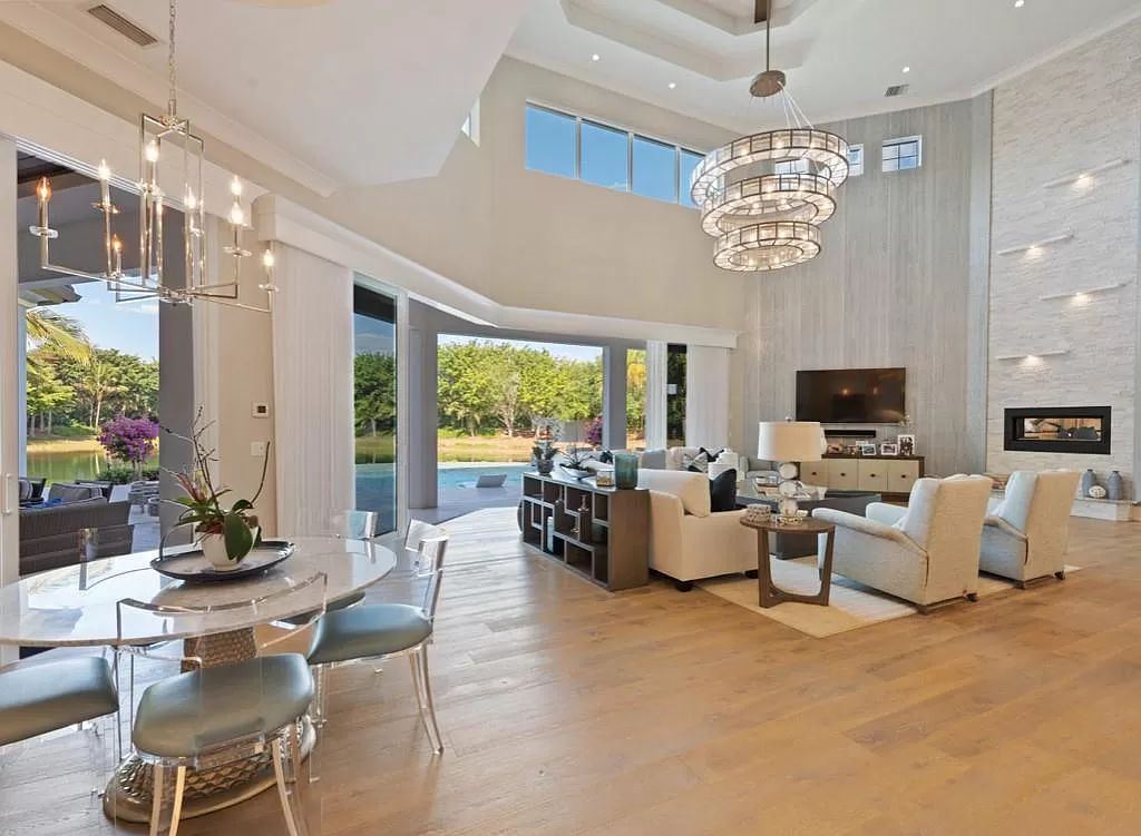 The Home in Miromar Lakes, a magnificent estate on a private waterfront peninsula showcases exquisite architectural details and an amazing outdoor oasis is now available for sale. This home located at 11910 Via Salerno Way, Miromar Lakes, Florida