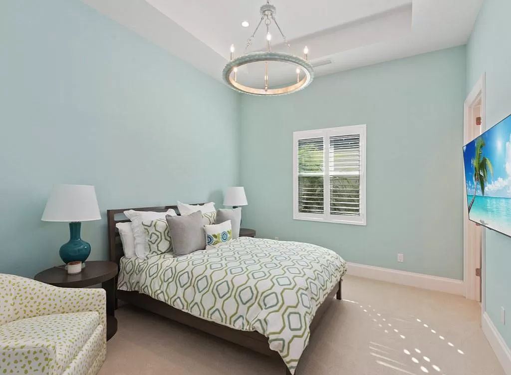 The Home in Miromar Lakes, a magnificent estate on a private waterfront peninsula showcases exquisite architectural details and an amazing outdoor oasis is now available for sale. This home located at 11910 Via Salerno Way, Miromar Lakes, Florida