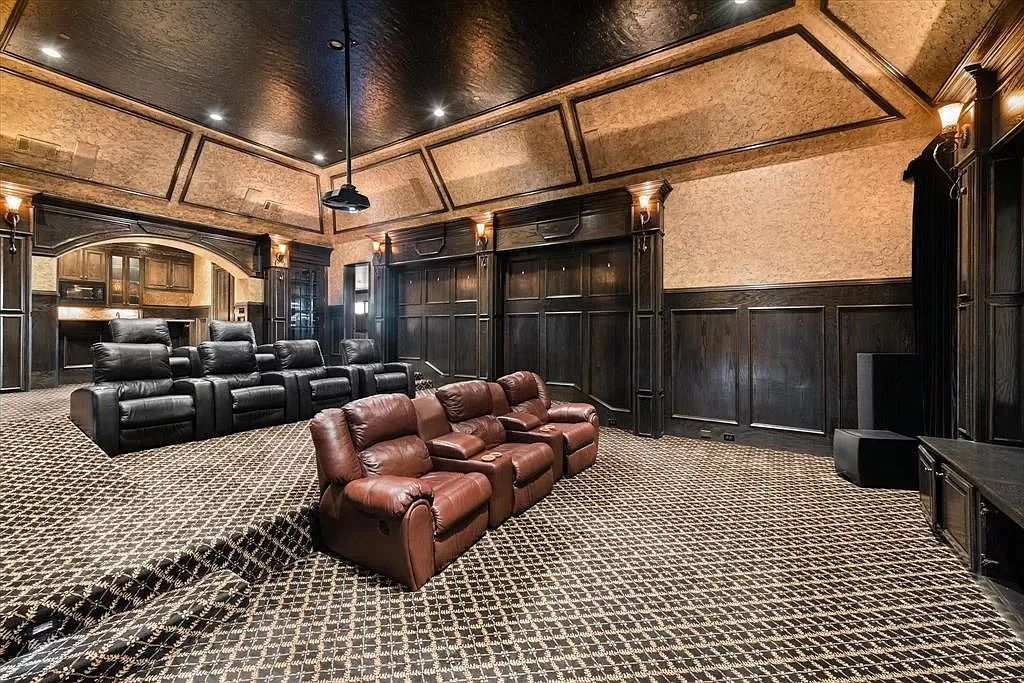 The Estate in Southlake, a castle-like residence blends old world appeal with a modern layout featuring breathtaking ceiling treatments and hand-carved moldings is now available for sale. This home located at 3716 N White Chapel Blvd, Southlake, Texas