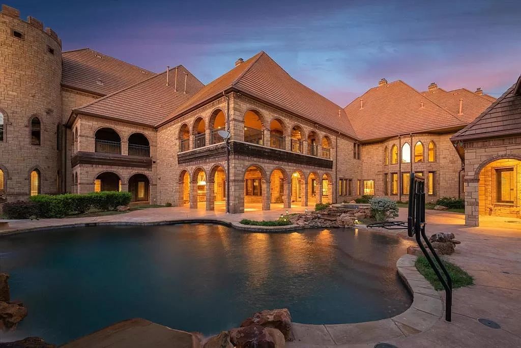 The Estate in Southlake, a castle-like residence blends old world appeal with a modern layout featuring breathtaking ceiling treatments and hand-carved moldings is now available for sale. This home located at 3716 N White Chapel Blvd, Southlake, Texas