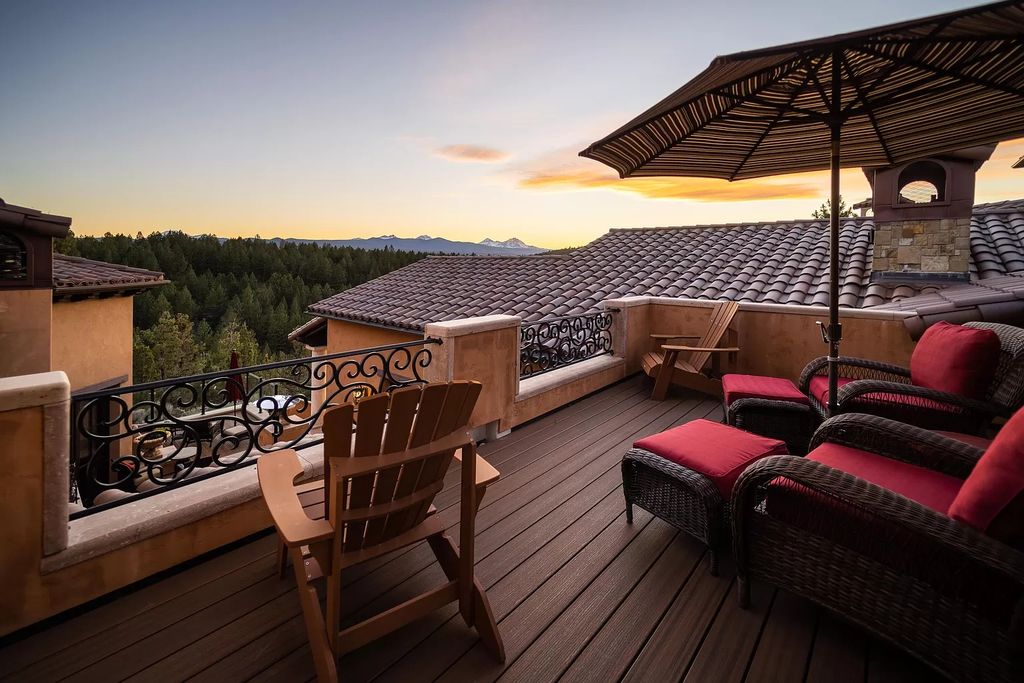 The Estate in Bend offers gourmet kitchen, primary wing, home gym and an expansive outdoor space, now available for sale. This home located at 1746 Wild Rye Cir, Bend, Oregon