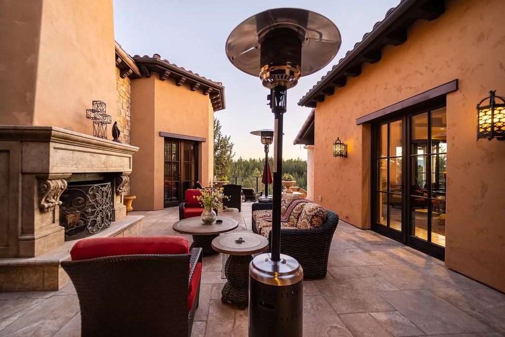 The Estate in Bend offers gourmet kitchen, primary wing, home gym and an expansive outdoor space, now available for sale. This home located at 1746 Wild Rye Cir, Bend, Oregon