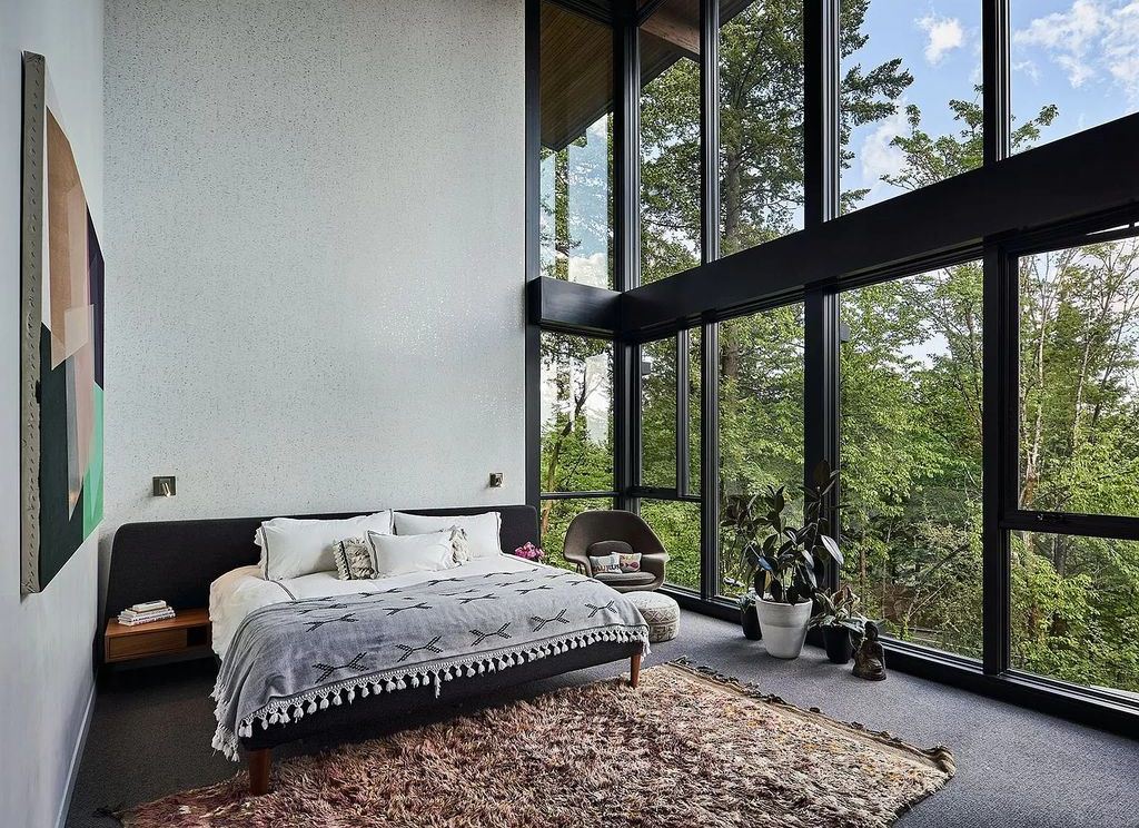 The Home in Portland is a true modern masterpiece designed by Craig Wollen, now available for sale. This home located at 4112 SW Greenhills Way, Portland, Oregon