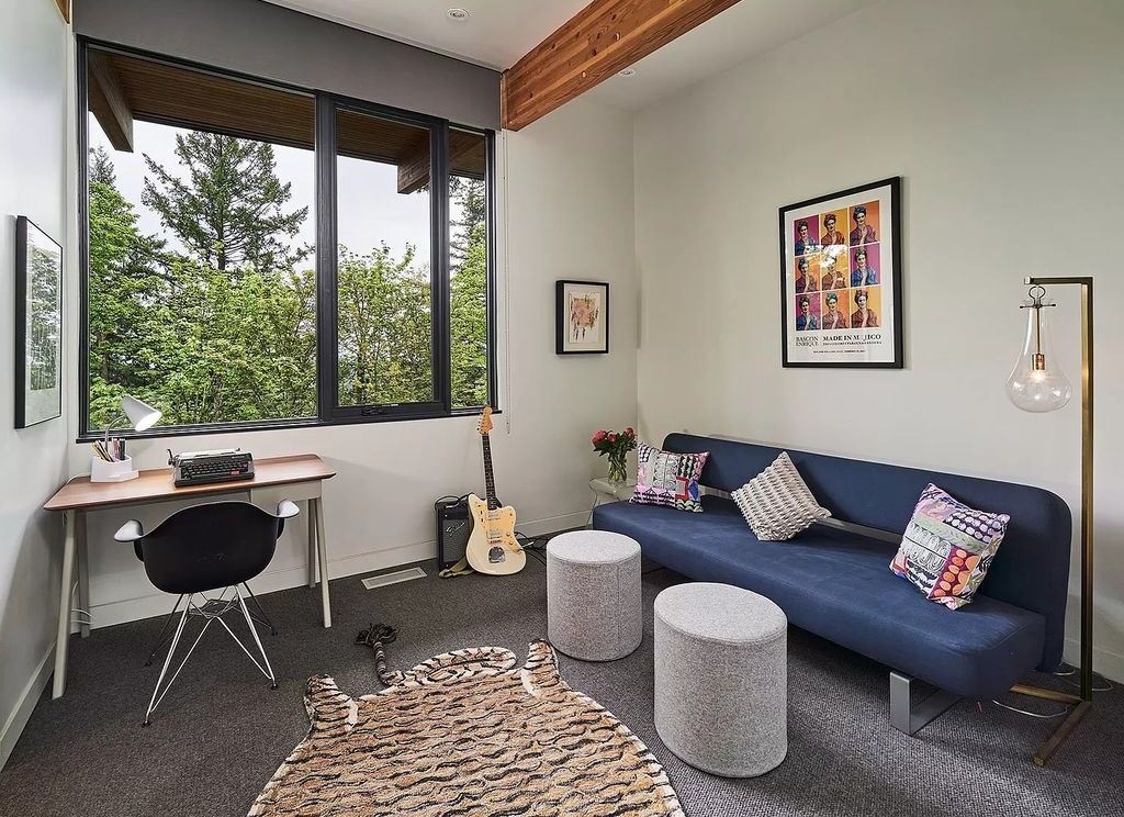 The Home in Portland is a true modern masterpiece designed by Craig Wollen, now available for sale. This home located at 4112 SW Greenhills Way, Portland, Oregon