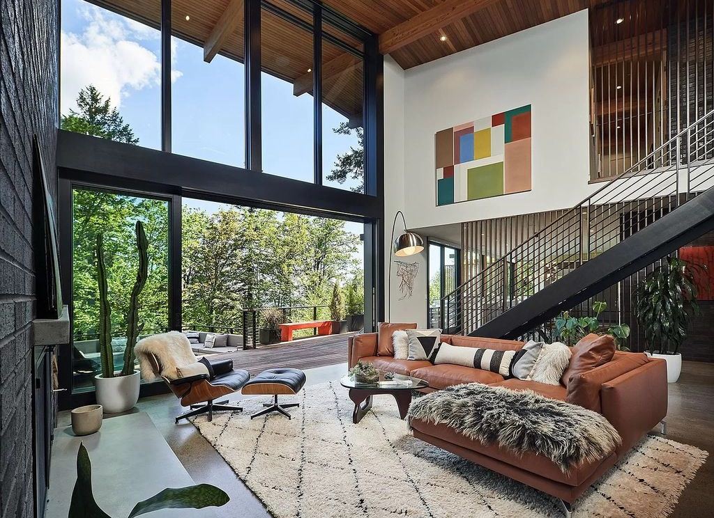 The Home in Portland is a true modern masterpiece designed by Craig Wollen, now available for sale. This home located at 4112 SW Greenhills Way, Portland, Oregon