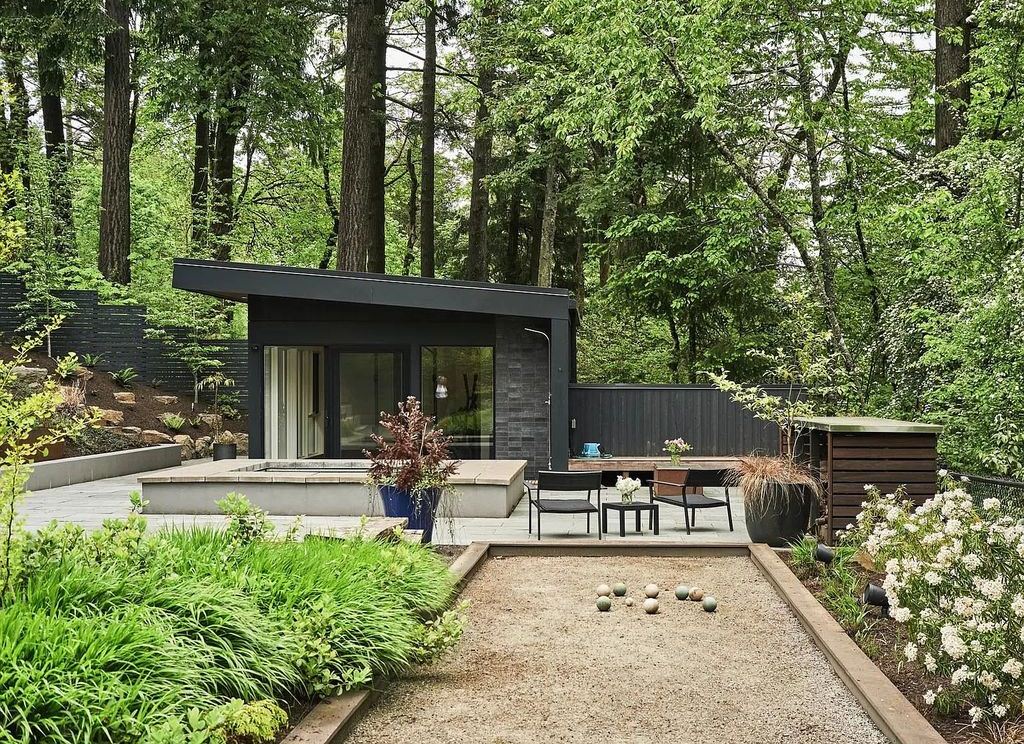 The Home in Portland is a true modern masterpiece designed by Craig Wollen, now available for sale. This home located at 4112 SW Greenhills Way, Portland, Oregon