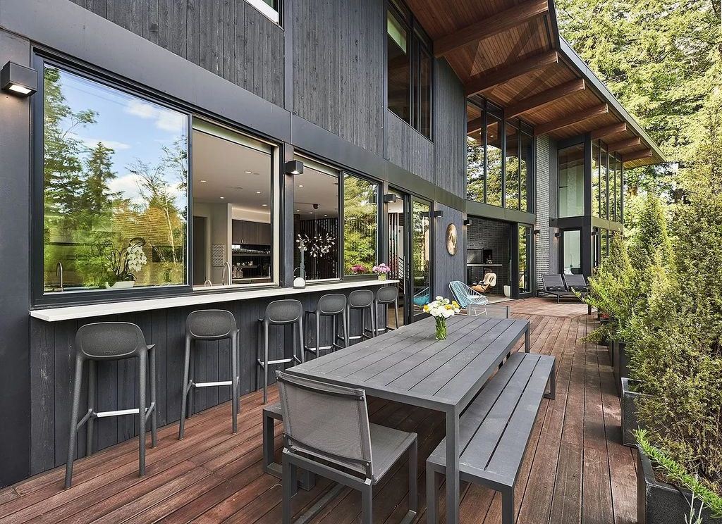 The Home in Portland is a true modern masterpiece designed by Craig Wollen, now available for sale. This home located at 4112 SW Greenhills Way, Portland, Oregon