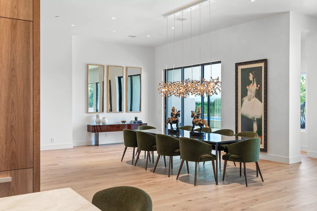 The Home in Las Vegas, a dramatic custom masterpiece with panoramic Red Rock Conservation views defines modern sophistication with sleek timeless finishes is now available for sale. This house located at 74 Meadowhawk Ln, Las Vegas, Nevada