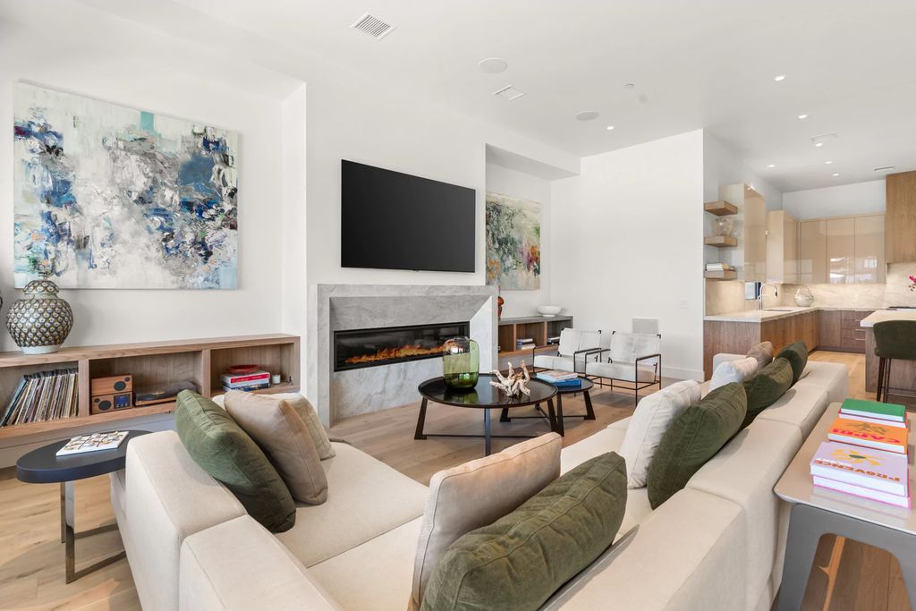 The Home in Las Vegas, a dramatic custom masterpiece with panoramic Red Rock Conservation views defines modern sophistication with sleek timeless finishes is now available for sale. This house located at 74 Meadowhawk Ln, Las Vegas, Nevada