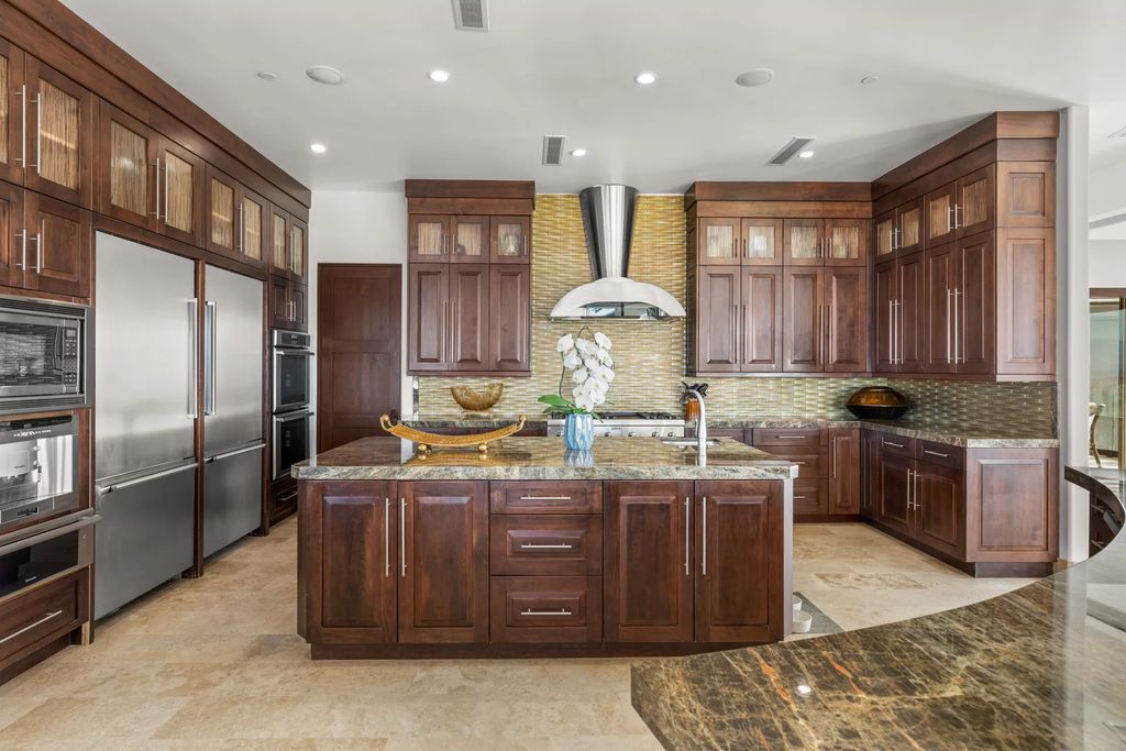 The Henderson Home, a newly renovated double-gated residence spotlights high ceilings, curved staircases, an open floor plan and an amazing outdoor area is now available for sale. This home located at 578 Lairmont Pl, Henderson, Nevada