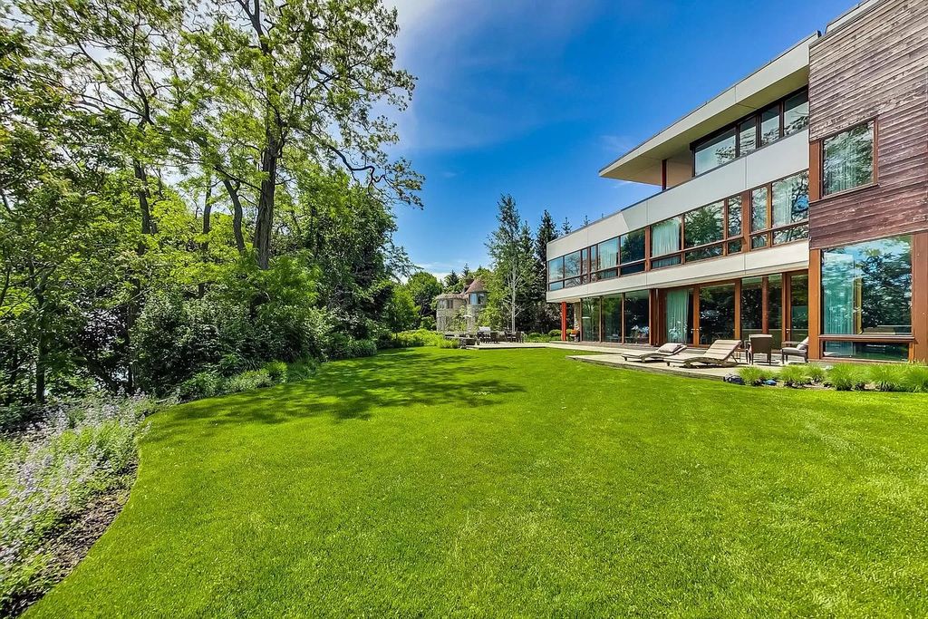 The Estate in Highland Park is a luxurious home having unparalleled amenities and gorgeous lake views from every significant room now available for sale. This home located at 337 N Deere Park Dr E, Highland Park, Illinois; offering 06 bedrooms and 08 bathrooms with 11,022 square feet of living spaces.