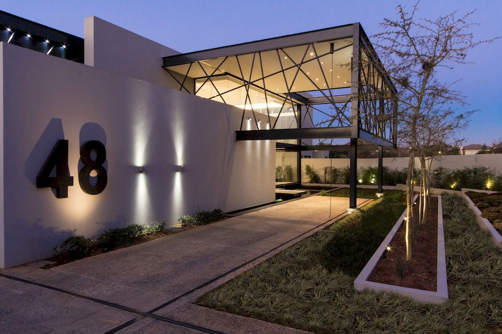 House Ber for Open Plan Airy Spaces by Nico van der Meulen Architects 3
