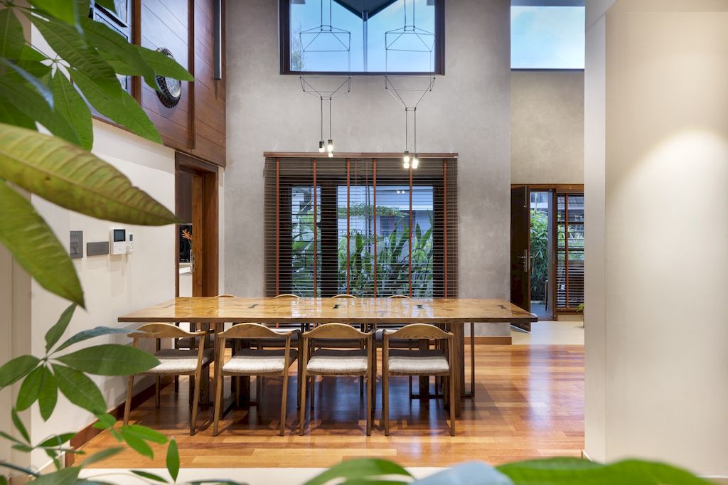 Kodath House for Traditional Modernism by Archimatrix India Associates 9
