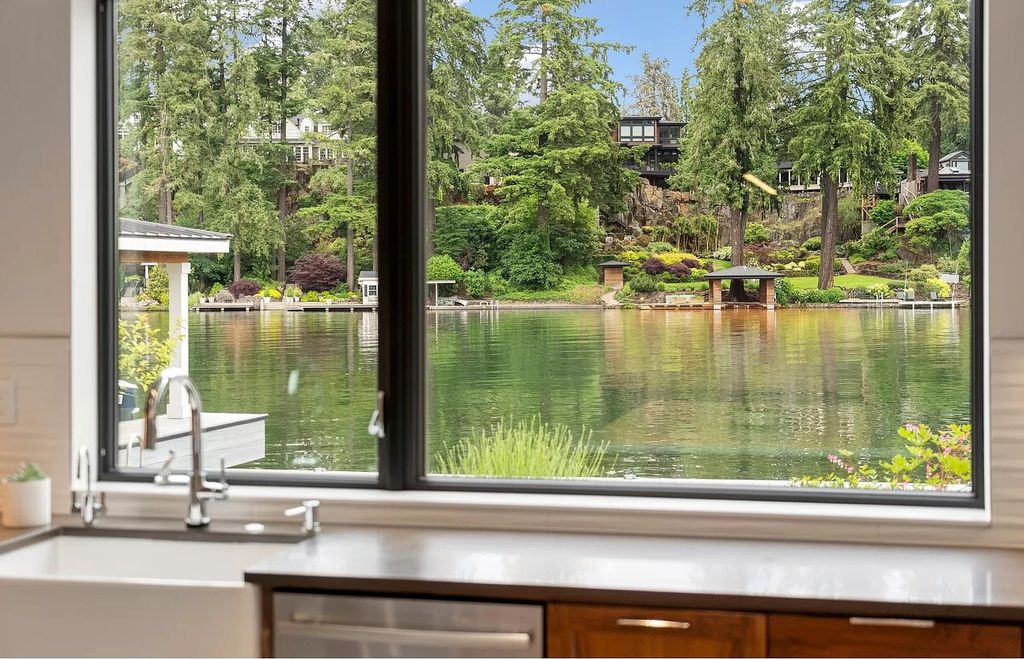 The House in Lake Oswego offers extraordinary craftsmanship with exceptional amenities, now available for sale. This home located at 708 McVey Ave, Lake Oswego, Oregon