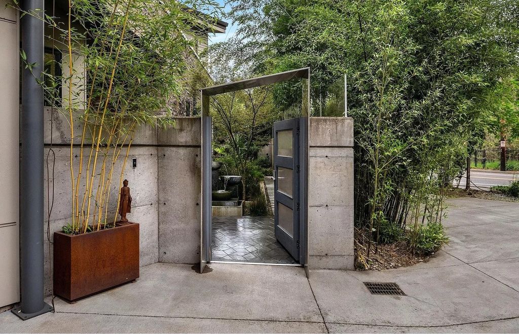 The House in Lake Oswego offers extraordinary craftsmanship with exceptional amenities, now available for sale. This home located at 708 McVey Ave, Lake Oswego, Oregon