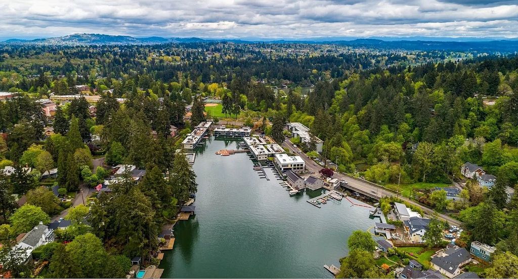 The House in Lake Oswego offers extraordinary craftsmanship with exceptional amenities, now available for sale. This home located at 708 McVey Ave, Lake Oswego, Oregon