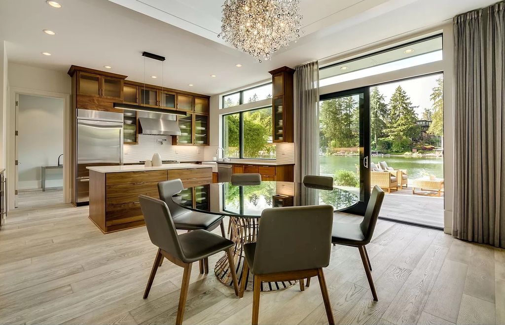 The House in Lake Oswego offers extraordinary craftsmanship with exceptional amenities, now available for sale. This home located at 708 McVey Ave, Lake Oswego, Oregon