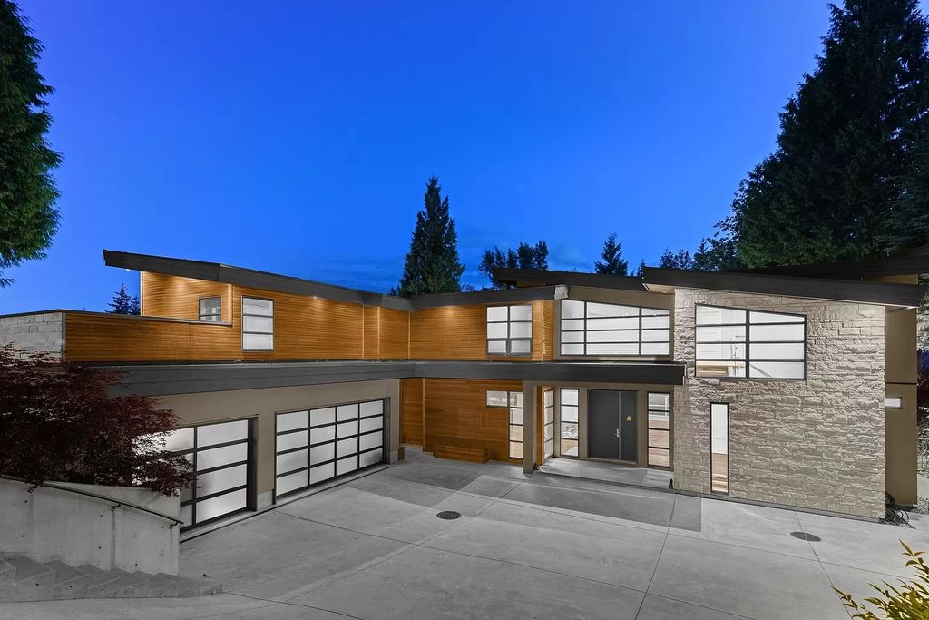The Estate in West Vancouver is a stunning contemporary south-facing home with ultra-luxury now available for sale. This home located at 735 Southborough Dr, West Vancouver, BC V7S 1N1, Canada