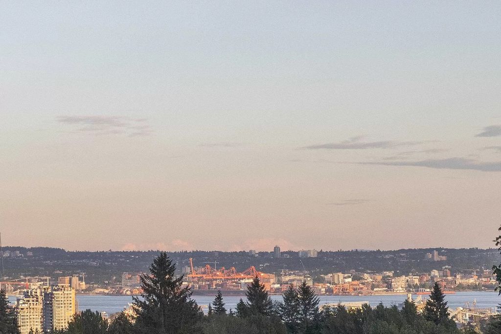 The Estate in West Vancouver is a stunning contemporary south-facing home with ultra-luxury now available for sale. This home located at 735 Southborough Dr, West Vancouver, BC V7S 1N1, Canada