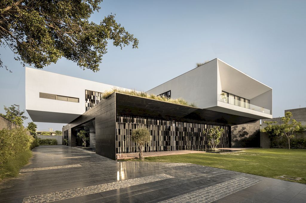 RB 182 House by in India Minimalist Architecture Design Studio 3