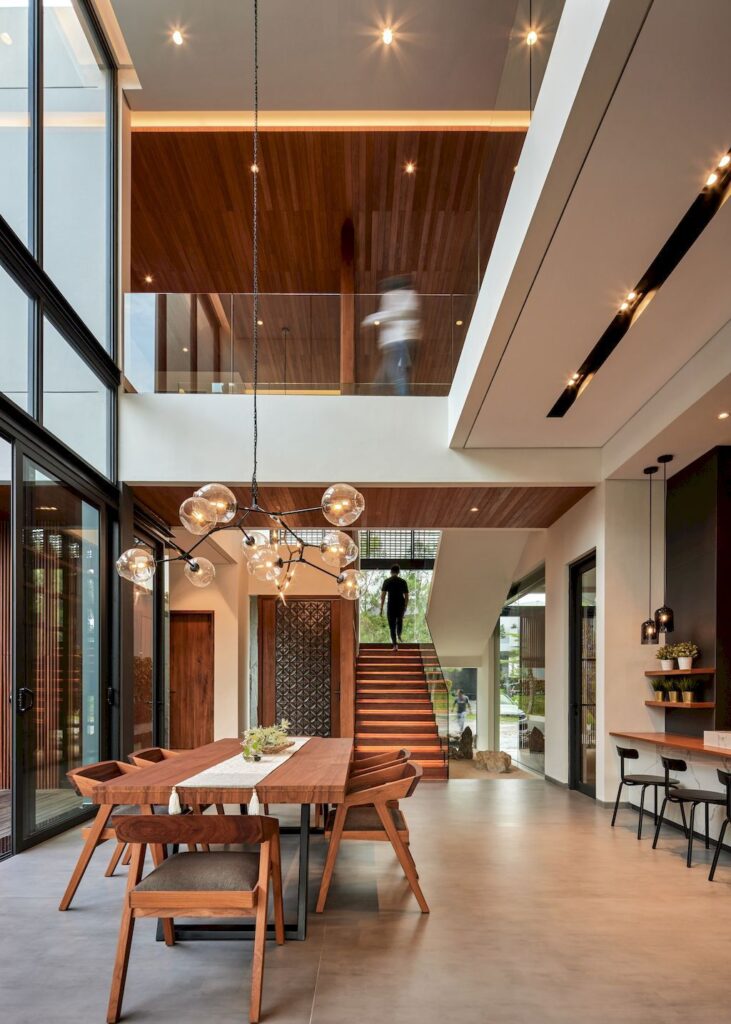 SS House with Semi resort Concept for Weekend Retreat by Rakta Studio 18
