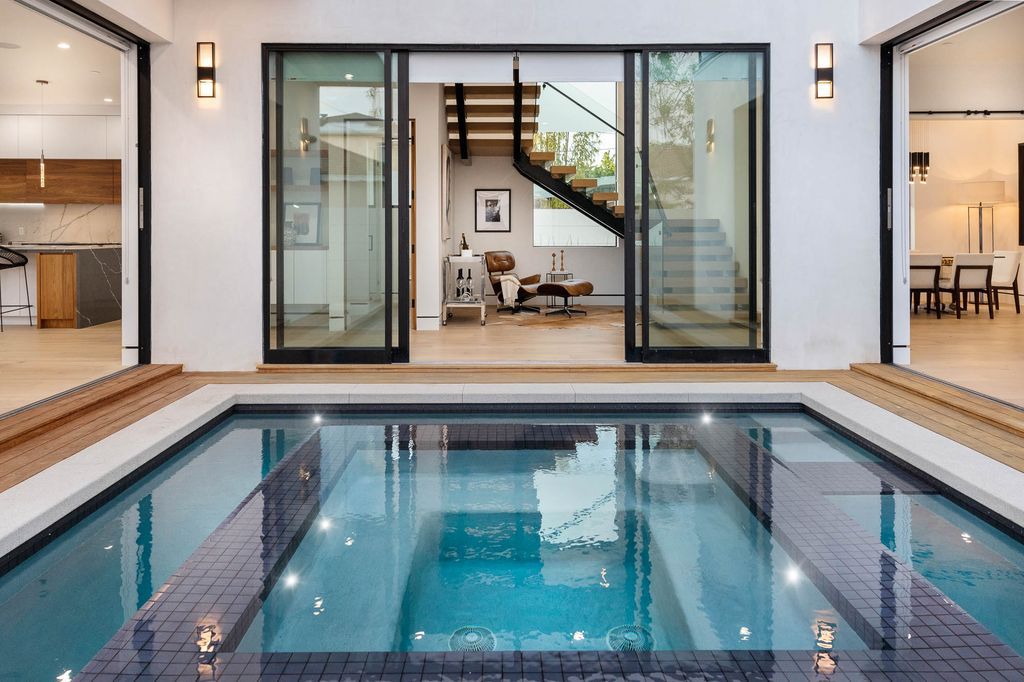 The Home in Venice is a newer construction home features an open floor plan, high ceilings and oversized windows that create a bright crisp ambiance now available for sale. This home located at 2319 Penmar Ave, Venice, California