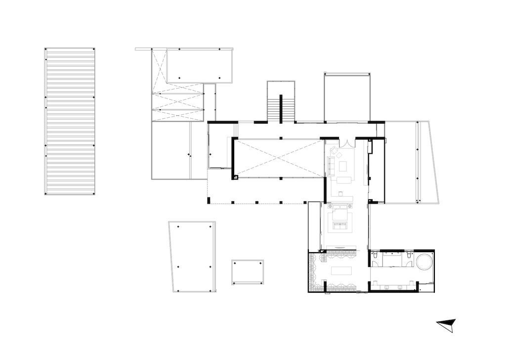 TT residence with a Central Glass fronted Swimming Pool by FLAT12x 2