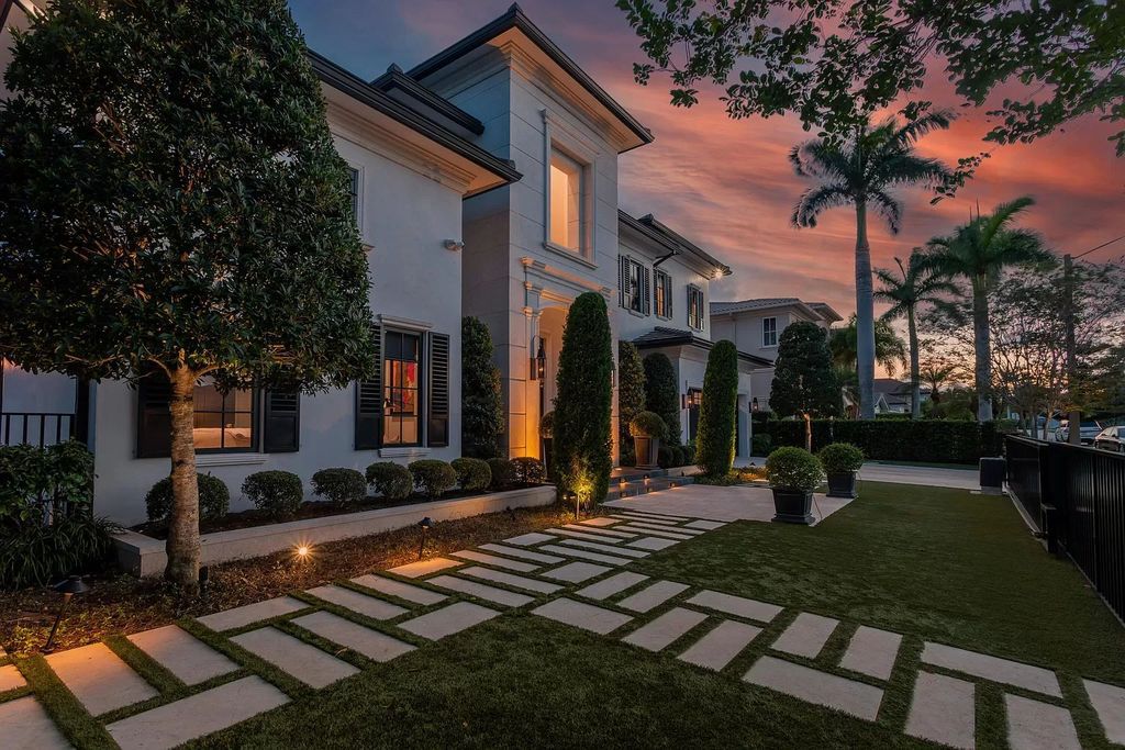 The Home in Boca Raton, a spectacularly custom crafted contemporary waterfront estate boasting exceptional indoor-outdoor living is now available for sale. This home located at 550 Golden Harbour Dr, Boca Raton, Florida
