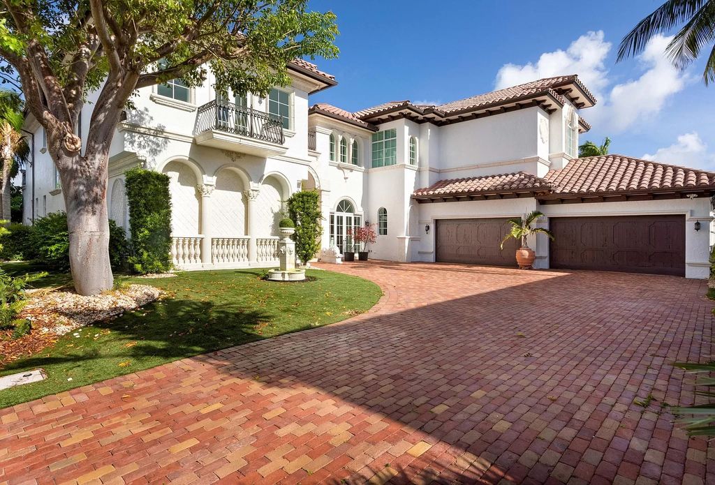 The Estate in Delray Beach, an architectural masterpiece on a cul-de-sac street in the sought-after Seagate area maintaining the highest levels is now available for sale. This home located at 1003 Rhodes Villa Ave, Delray Beach, Florida