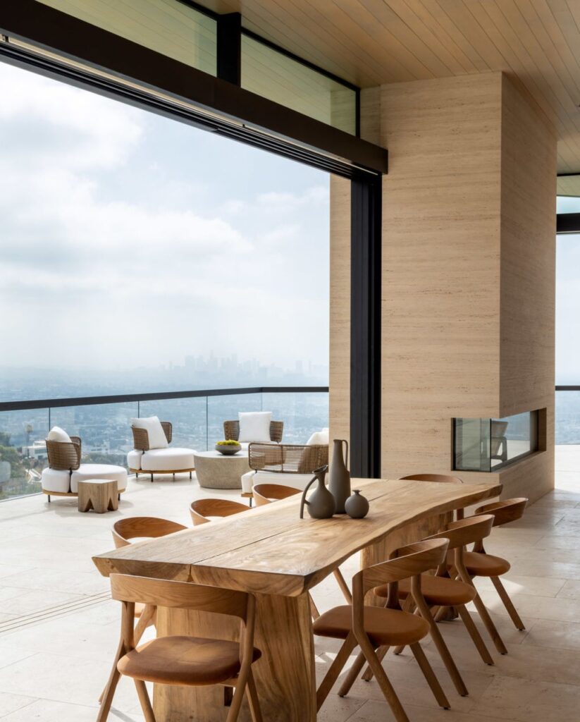 This 34000000 Remarkable Modern Home features The Finest Finishes and Jetliner Views over The Los Angeles Basin 3