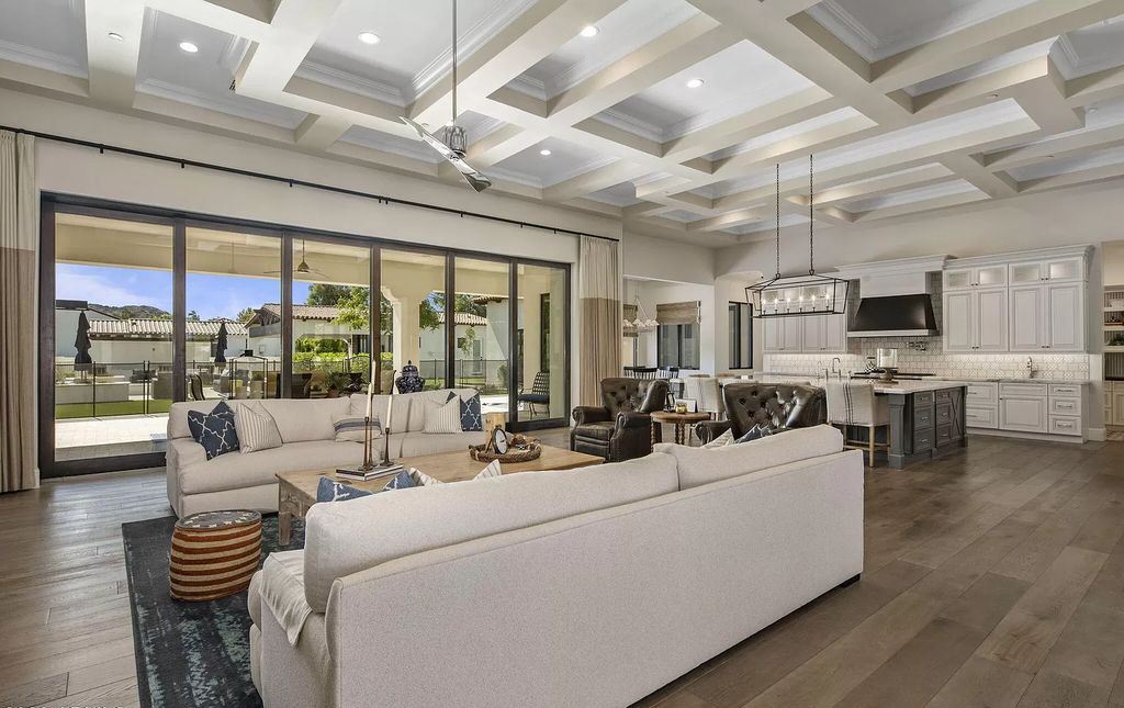 The Home in Paradise Valley, a beautifully transitional style residence offers gorgeous finishes and high quality craftsmanship and a resort-like backyard. This home located at 9236 N 53rd Pl, Paradise Valley, Arizona.