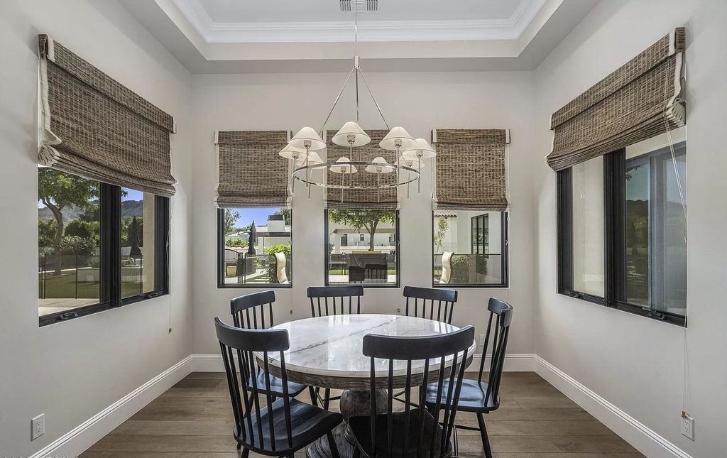 The Home in Paradise Valley, a beautifully transitional style residence offers gorgeous finishes and high quality craftsmanship and a resort-like backyard. This home located at 9236 N 53rd Pl, Paradise Valley, Arizona.