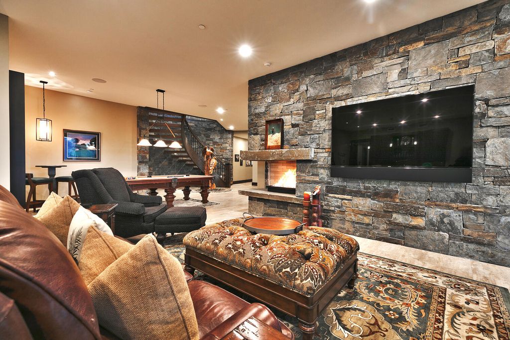 The Home in Park City, a spectacular mountain view residence designed by 4C Design Group and meticulously built by Douglas Knight perfect for parties and family gatherings is now available for sale. This home located at 9021 N Promontory Summit Dr, Park City, Utah