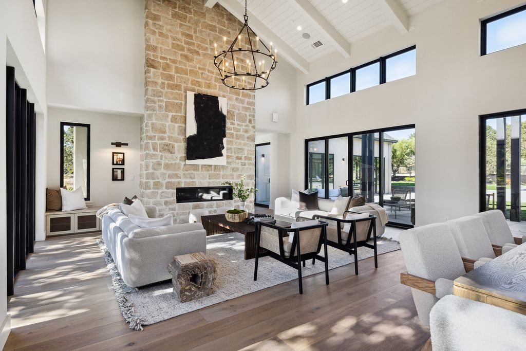 The Home in Sonoma, a beautiful Oak studded parcel with privacy, lush landscaping, in-ground pool, solar, and gated entry is now available for sale. This home located at 21706 Hyde Rd, Sonoma, California
