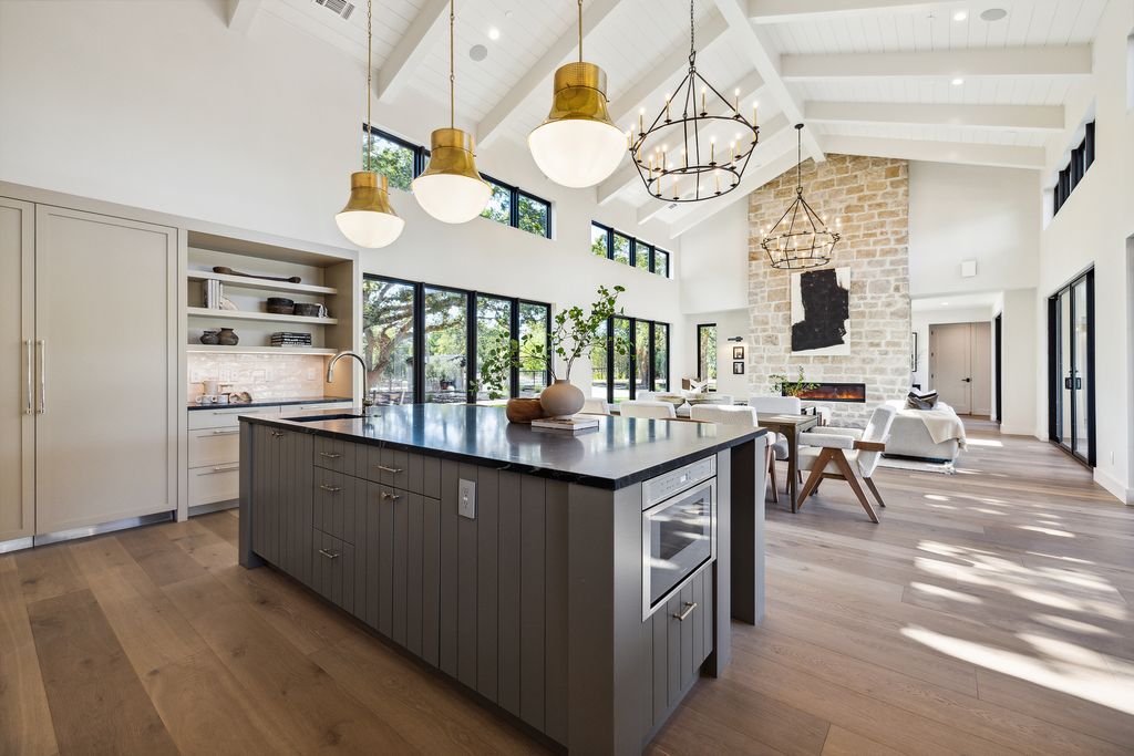 The Home in Sonoma, a beautiful Oak studded parcel with privacy, lush landscaping, in-ground pool, solar, and gated entry is now available for sale. This home located at 21706 Hyde Rd, Sonoma, California