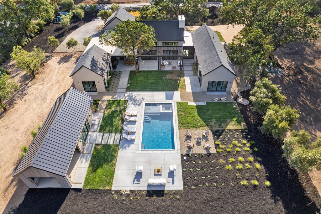 The Home in Sonoma, a beautiful Oak studded parcel with privacy, lush landscaping, in-ground pool, solar, and gated entry is now available for sale. This home located at 21706 Hyde Rd, Sonoma, California