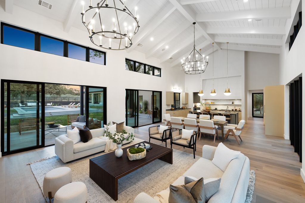 The Home in Sonoma, a beautiful Oak studded parcel with privacy, lush landscaping, in-ground pool, solar, and gated entry is now available for sale. This home located at 21706 Hyde Rd, Sonoma, California