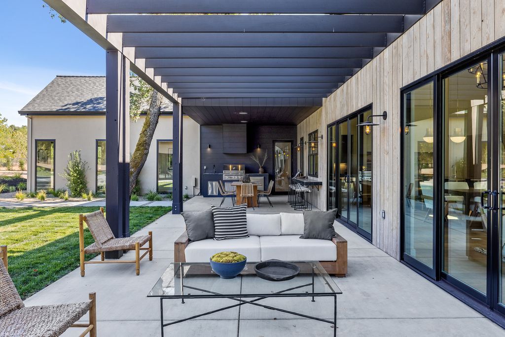 The Home in Sonoma, a beautiful Oak studded parcel with privacy, lush landscaping, in-ground pool, solar, and gated entry is now available for sale. This home located at 21706 Hyde Rd, Sonoma, California