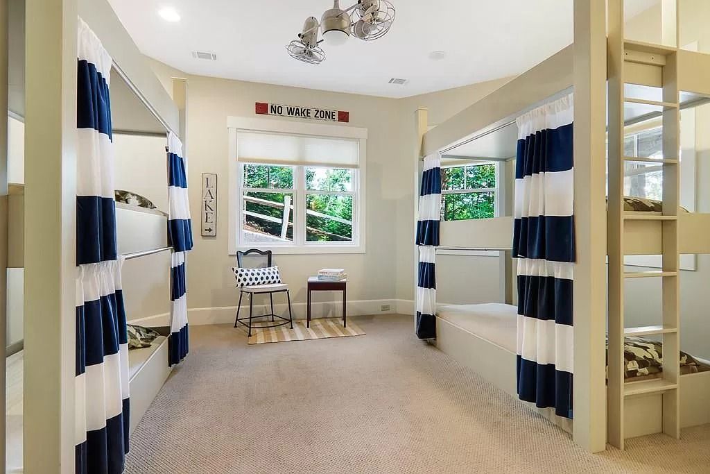 The Estate in Seneca is a luxurious home featuring ample space and fluent design for countless entertaining now available for sale. This home located at 319 Greentree Ct, Seneca, South Carolina; offering 04 bedrooms and 06 bathrooms with 5,296 square feet of living spaces. 