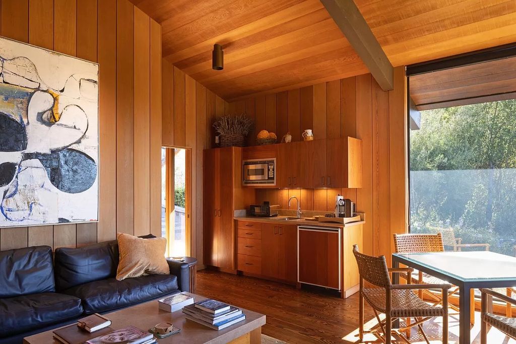 The Home in Carmel Valley, a modern compound designed by David Allen Smith with organic materials throughout, massive glass windows, and a voluminous interior is now available for sale. This home located at 49 Encina Dr, Carmel Valley, California