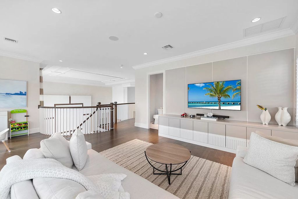 The Home in Boca Raton, a an impressive two-story residence masterfully designed for luxurious living and gracious entertaining on an oversized waterfront lot within the highly desirable community of Royal Palm Polo is now available for sale. This home located at 7305 NW 27th Ave, Boca Raton, Florida