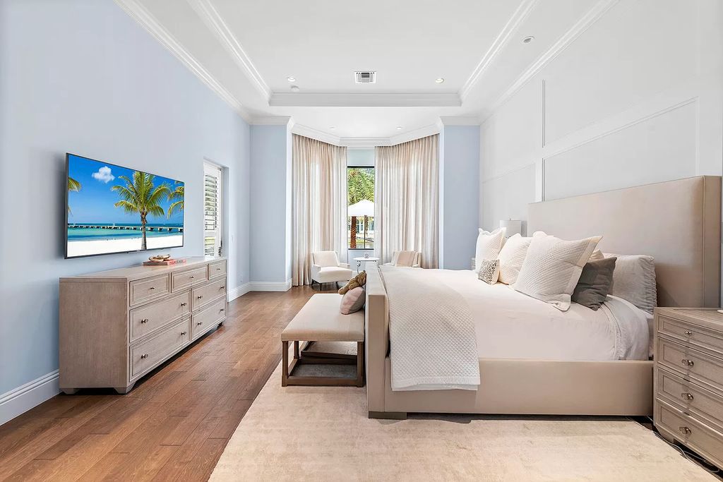The Home in Boca Raton, a an impressive two-story residence masterfully designed for luxurious living and gracious entertaining on an oversized waterfront lot within the highly desirable community of Royal Palm Polo is now available for sale. This home located at 7305 NW 27th Ave, Boca Raton, Florida
